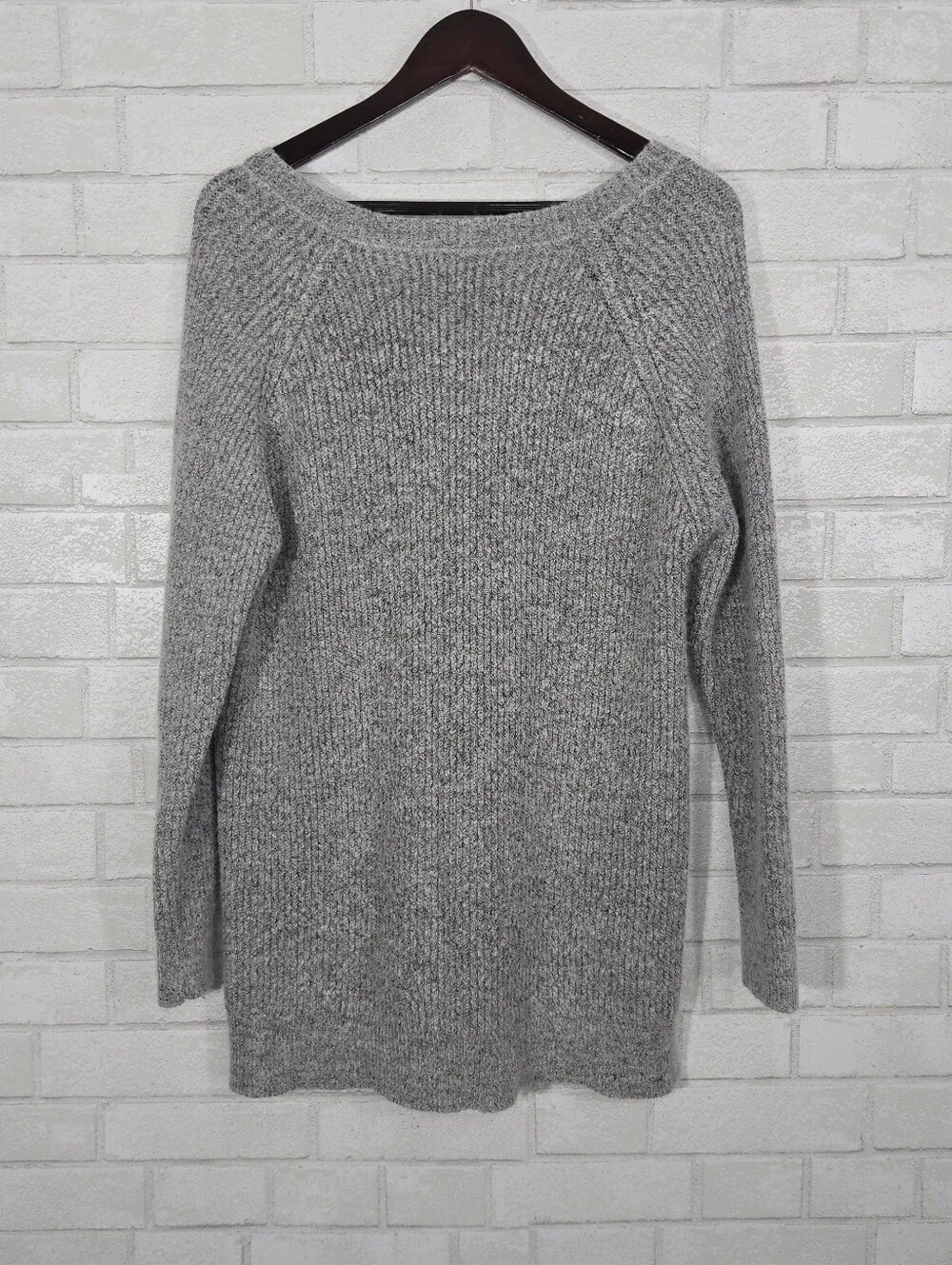 Natural Reflections v-neck sweater